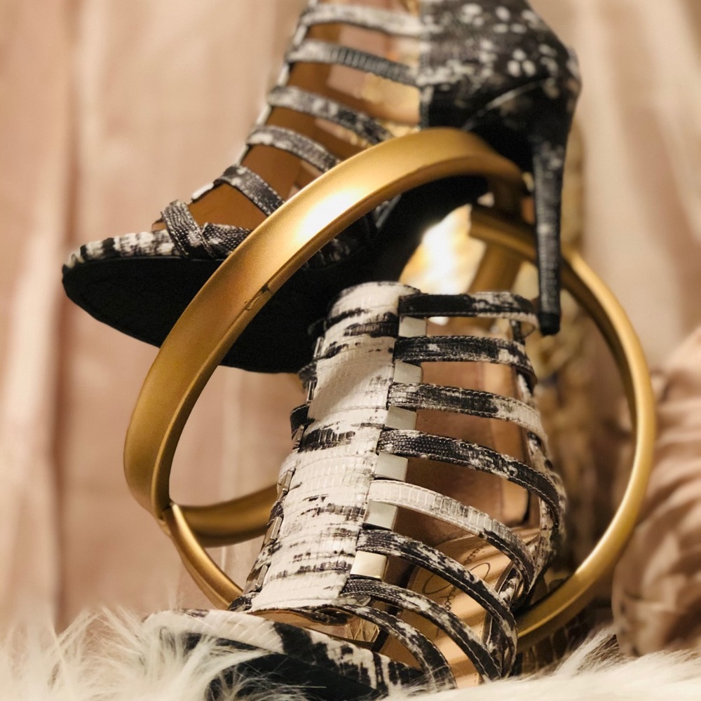 Jessica Simpson Riahn Open Toe Classic Pumps - Picture 2 of 8